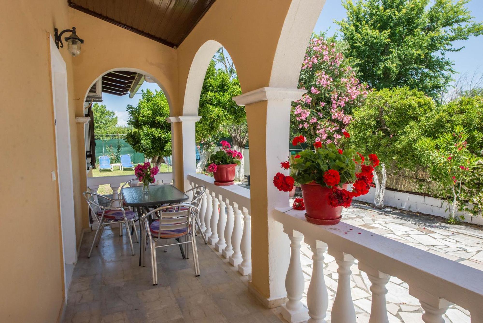 Villa Eleni Holidays Resort With Swimming Pool, 斯达林 外观 照片