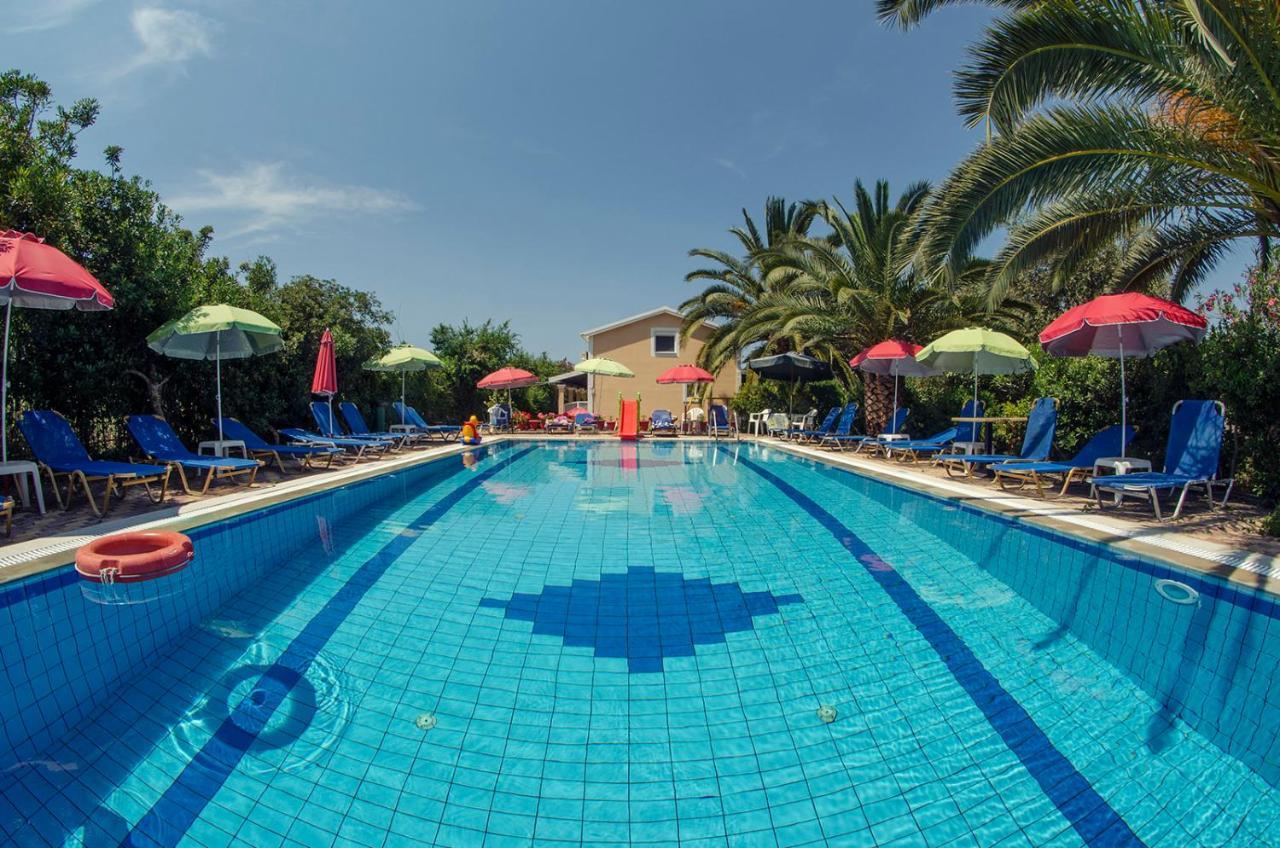 Villa Eleni Holidays Resort With Swimming Pool, 斯达林 外观 照片