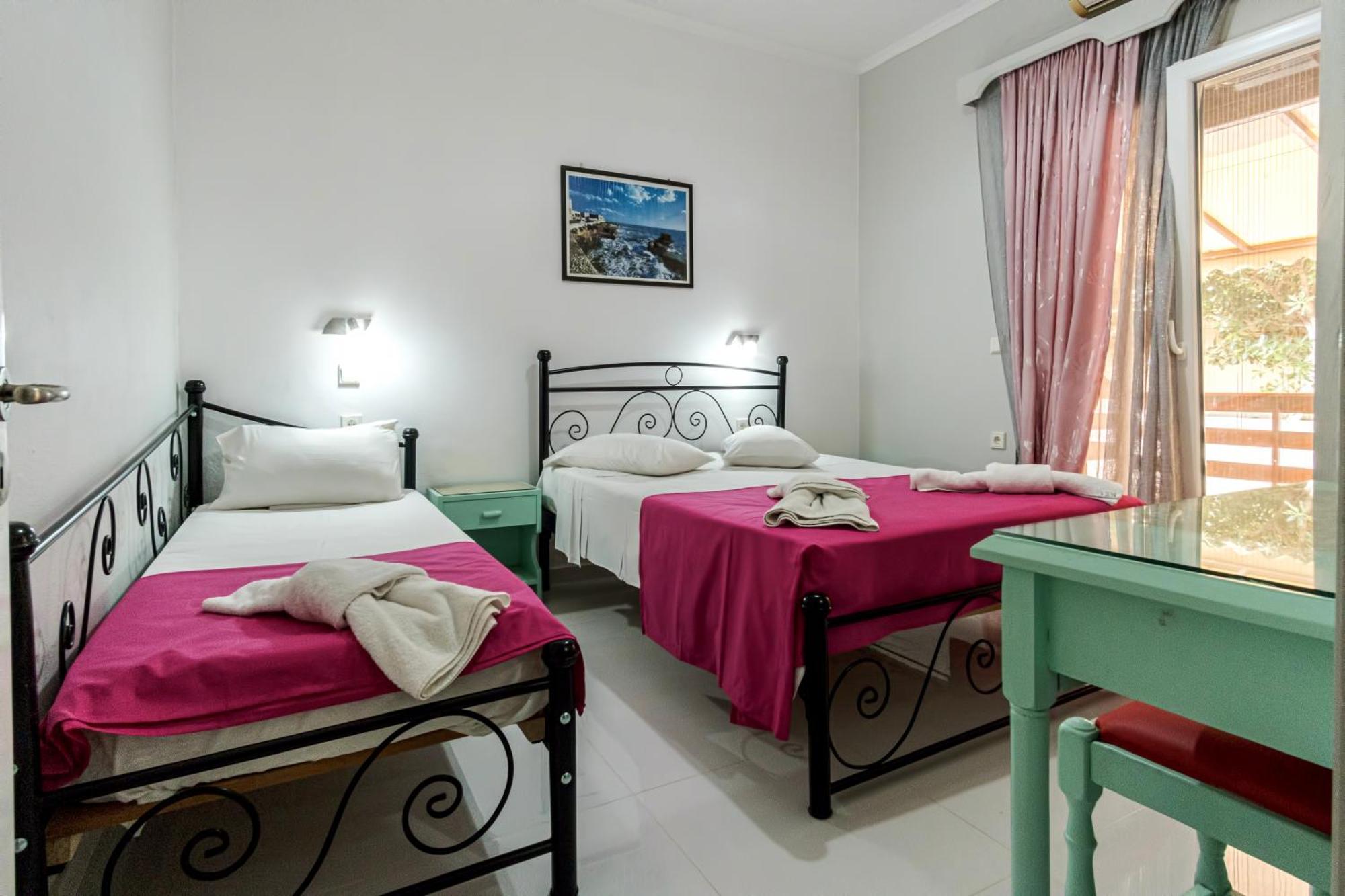 Villa Eleni Holidays Resort With Swimming Pool, 斯达林 外观 照片